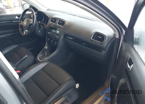 2011 Volkswagen Jetta Sportwagen 2.0L Tdi from USA, damaged, VIN 3VWPL7AJ9BM720173